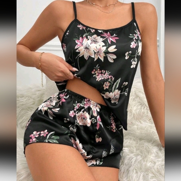 LuxeNights Floral Print Satin PJ Set / Pajama Set - Picture 1 of 4